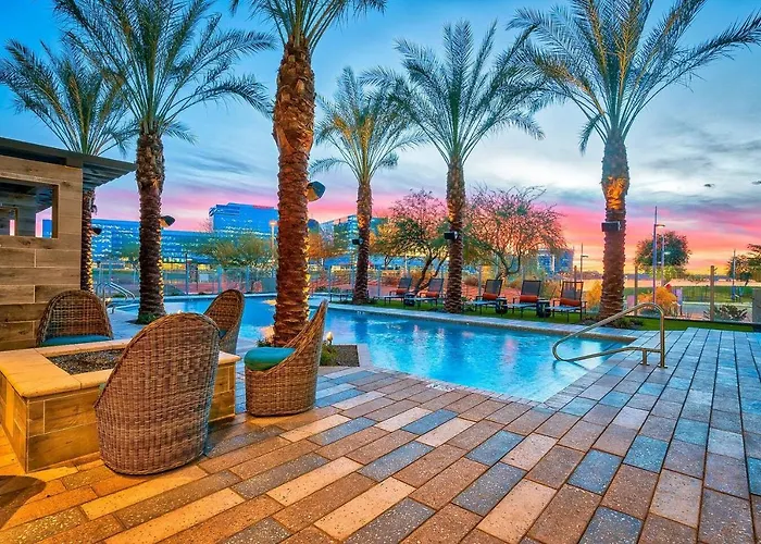 Apartment Modern 2br Cozysuites Town Waterfront! *