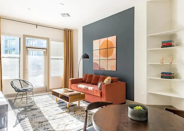 Apartment Modern 2br Cozysuites Town Waterfront! *
