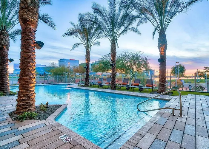 Modern 2br Cozysuites Town Waterfront! Apartment *